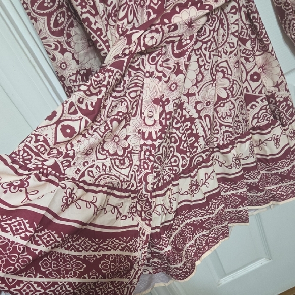 Umgee Burgundy and Cream Patterned Dress - Picture 4 of 5